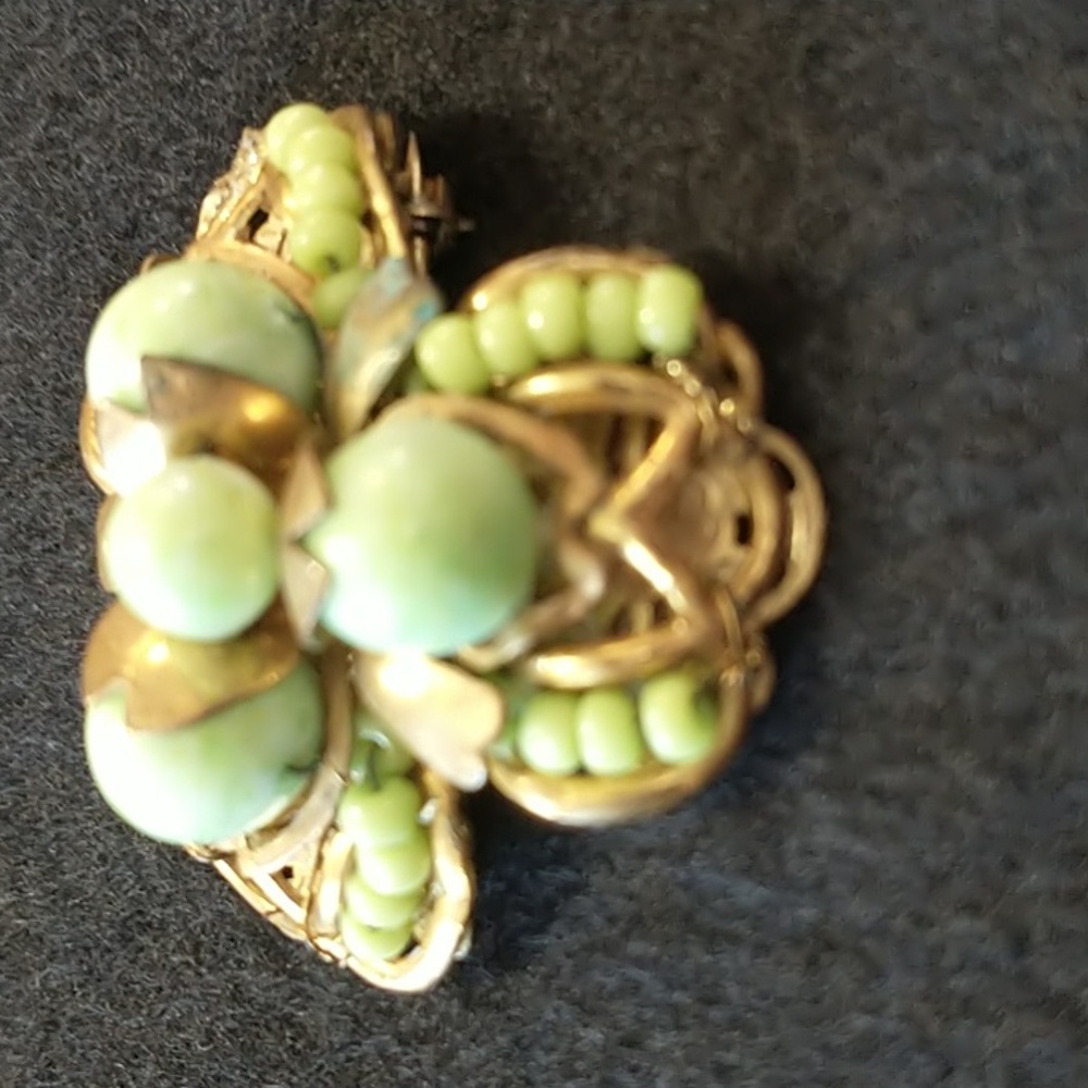 Miriam Haskell Brooch - image 2